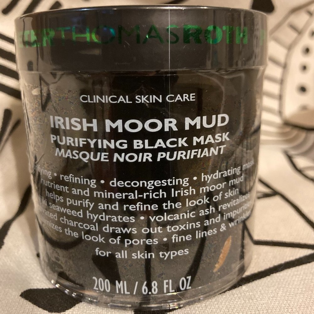 PeterThomasRoth Irish Moor Mask (Black Charcoal)